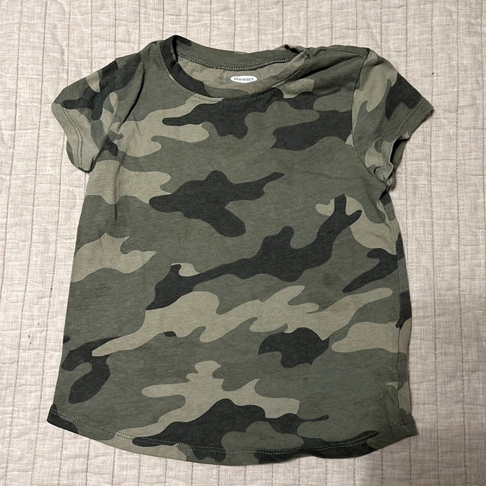 Old Navy Girls 4T Camo Tee